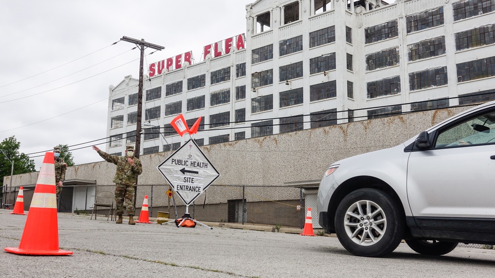 Missouri Airmen provide traffic management at COVID testing site