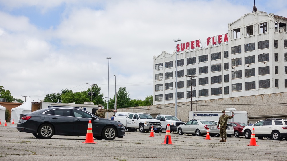 Missouri Airmen provide traffic management at COVID testing site
