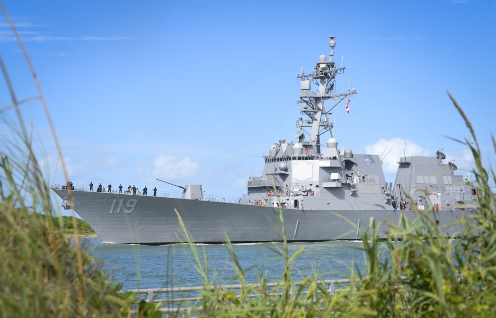 USS Delbert D. Black Arrives in Port Canaveral