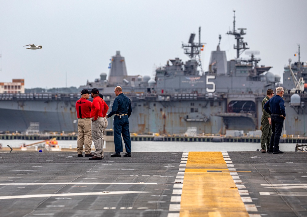 USS Wasp Operations at Sea