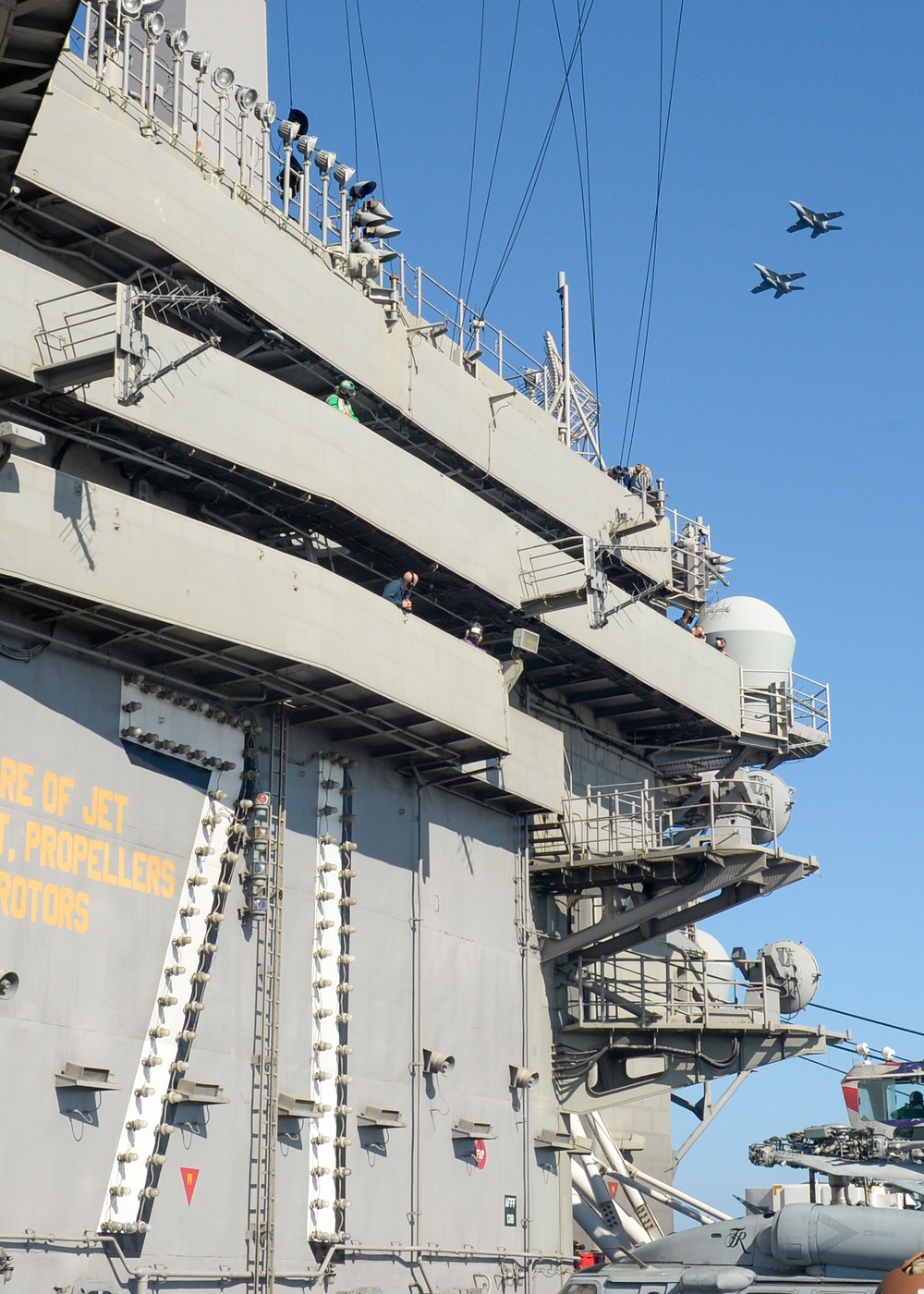 USS Theodore Roosevelt (CVN 71)