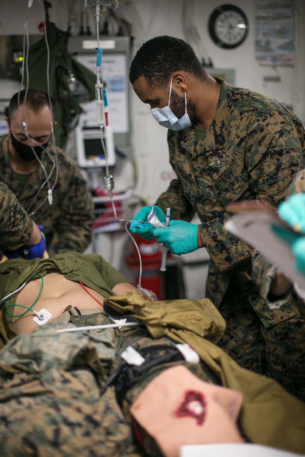 Medical staff conducts trauma drill aboard USS America