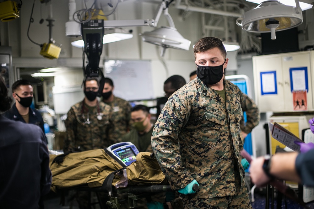 Medical staff conducts trauma drill aboard USS America