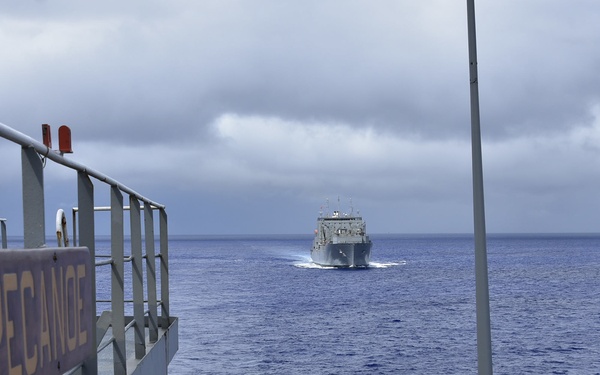 USNS Tippecanoe (T-AO 199)  Conducts RAS with USNS Charles Drew (T-AKE 10)