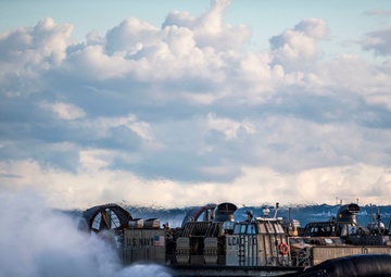 LCACs from NBU 7 Conduct Amphibious Operations on Blue Beach, Okinawa