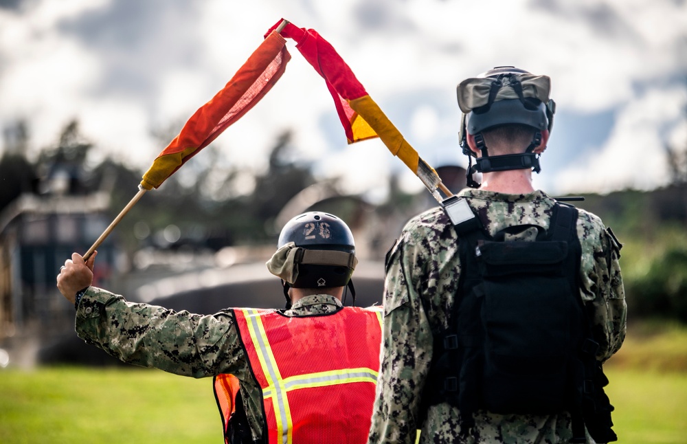 LCACs from NBU 7 Conduct Amphibious Operations on Blue Beach, Okinawa