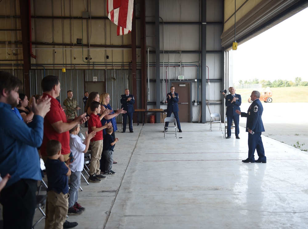 Longest serving firefighter in Air Force to retire