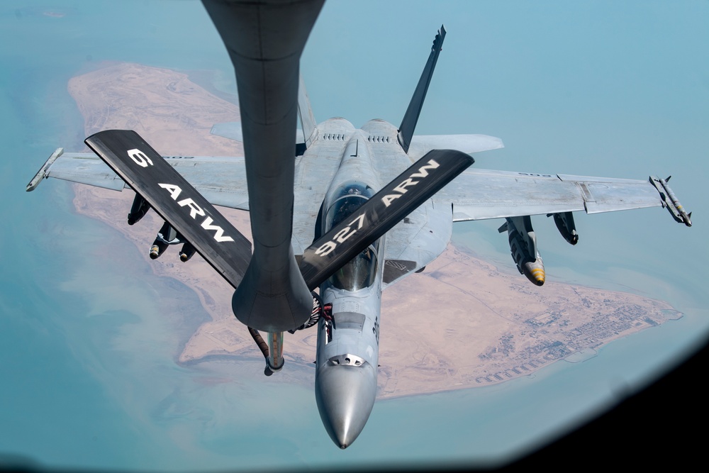 KC-135 refuels F/A-18s in support of Operation Inherent Resolve