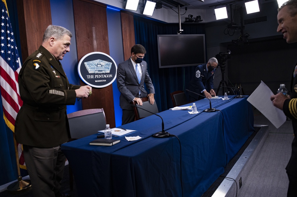 Secretary Esper, Chairman and Senior Enlisted Advisor Host Town Hall