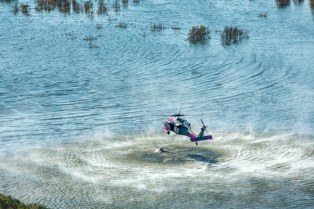 Marines support firefighting efforts in Southern California