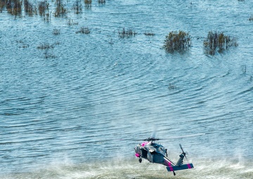 Marines support firefighting efforts in Southern California