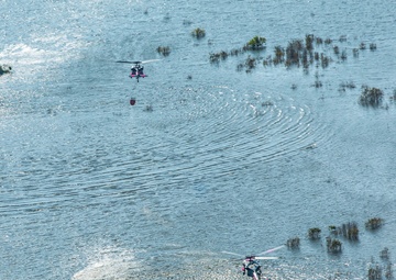 Marines support firefighting efforts in Southern California