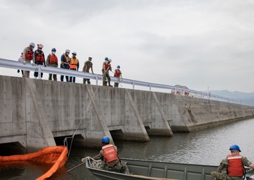 Installation Emergency Facility Response Team train at MCAS Iwakuni