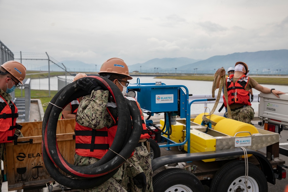 Installation Emergency Facility Response Team train at MCAS Iwakuni