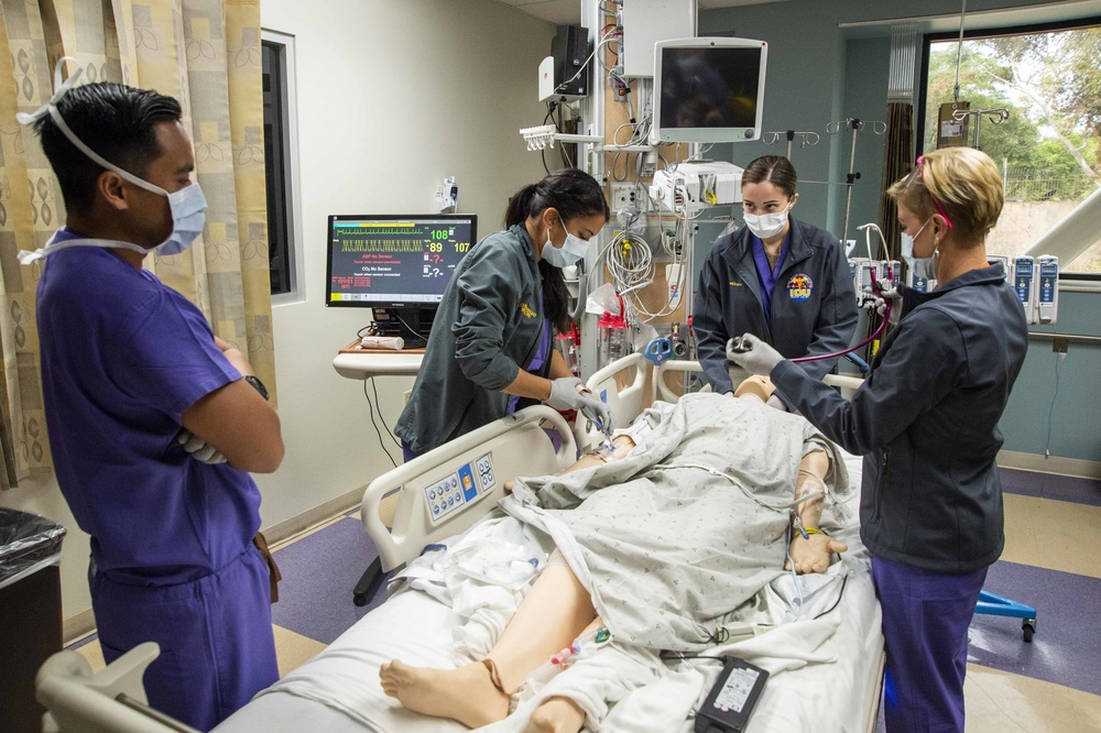 NMCSD’s ICU Conducts Code Blue Training