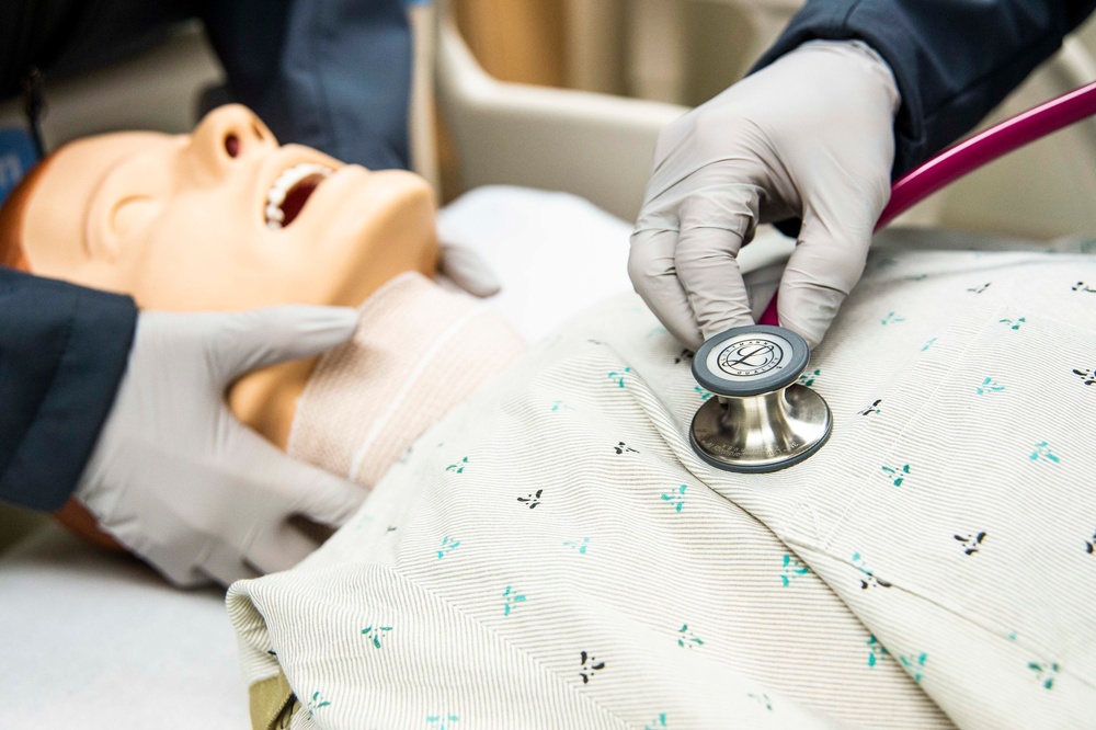 NMCSD’s ICU Conducts Code Blue Training