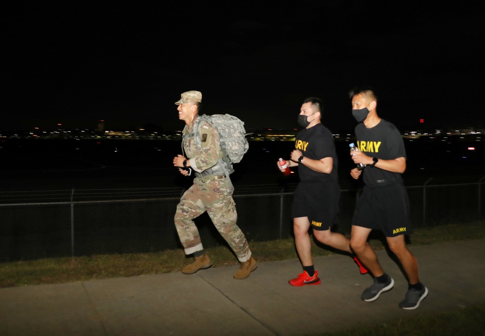 Spec. Hwui Yoo Starts 12-Mile Foot March for 2020 Army BWC