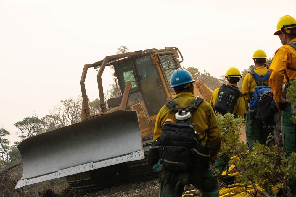 2-17 Field Artillery help wildland firefighters suppress the August Complex wildfire