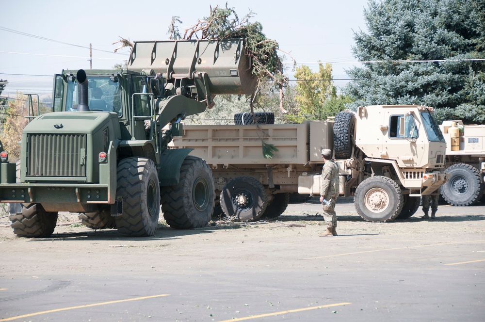 Utah National Guard helps local communities clean-up after hurricane-force windstorm