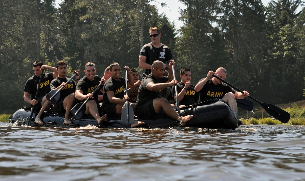 Oregon infantry battalion integrates water operations into training