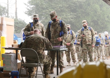 Oregon National Guard members make ready for firefighting efforts