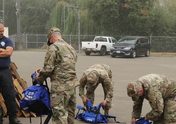 Oregon National Guard members make ready for firefighting efforts