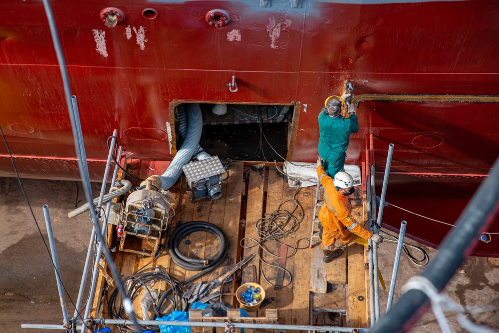 USS Mount Whitney conducts regularly scheduled overhaul