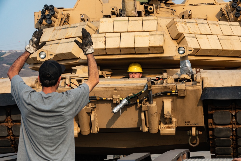 1st Combat Engineer Battalion divests M1150 Assault Breacher Vehicle