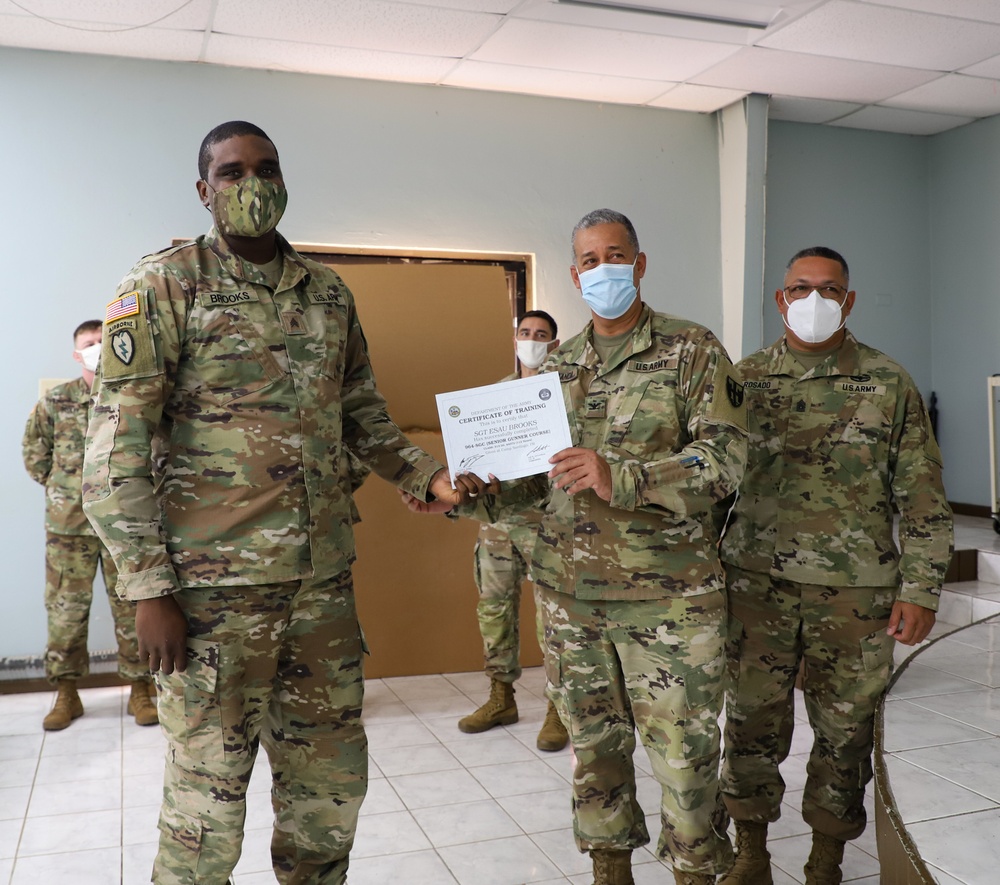 VI members complete senior gunner course in Puerto Rico