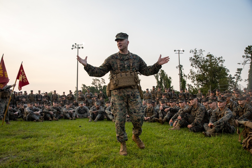 Pack it In, Load it Up, and Hike it Out: 2d MARDIV Headquarters Battalion Quarterly Hike