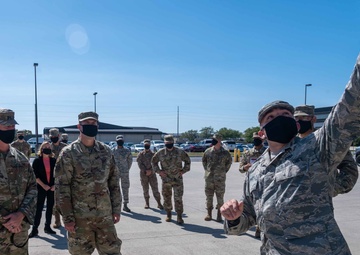 Team Dover welcomes back 18th Air Force commander