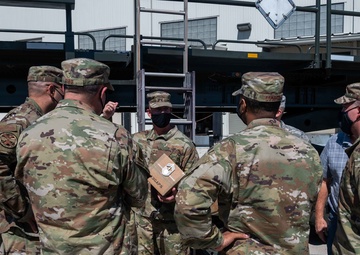 Team Dover welcomes back 18th Air Force commander