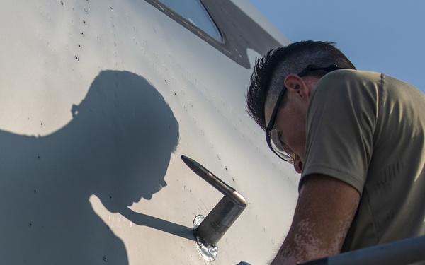 121st ARW GAC performs maintenance
