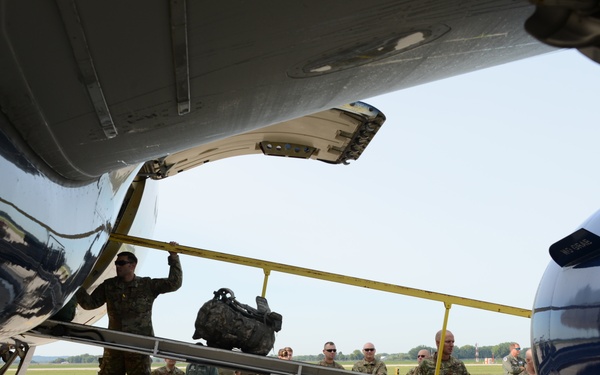 185th ARW aerial port loads commercial airliner in Sioux City