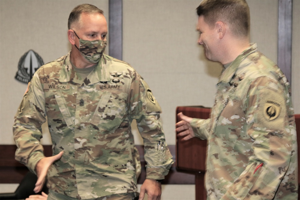 USASOAC welcomes sixth command sergeant major