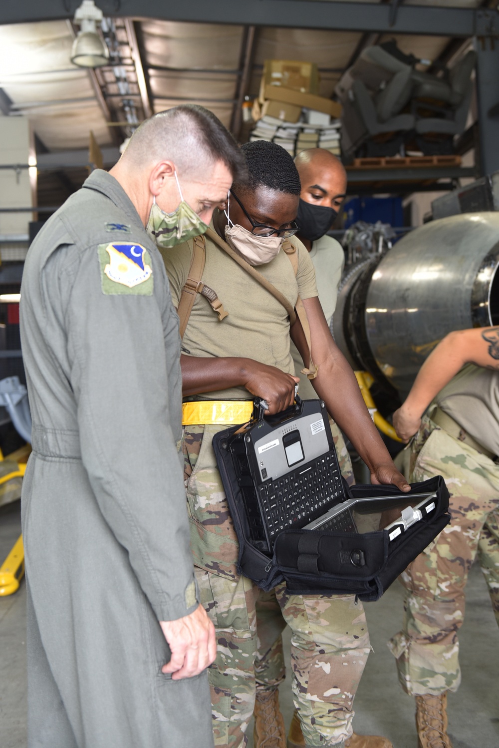 461st Air Control Wing Maintains JSTARS Landing Gear