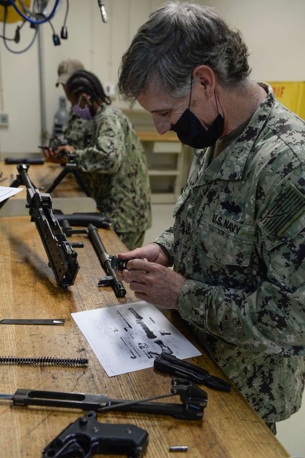 CRS 10 Sailors Train on .50 Caliber, M240