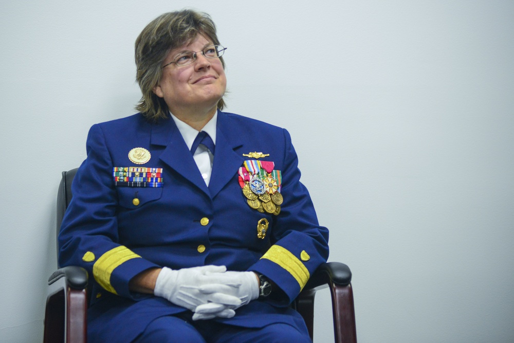 Coast Guard Fifth District holds change-of-command ceremony