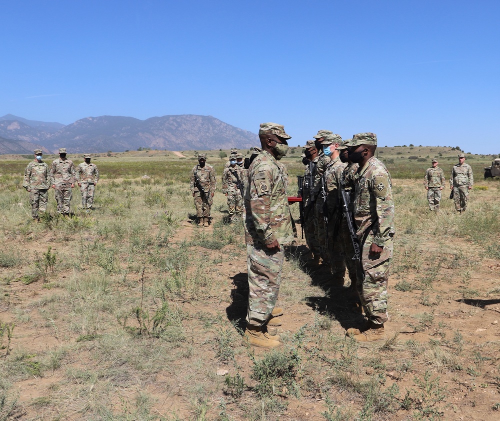 Sustainers Prepare for Expert Soldier Badge