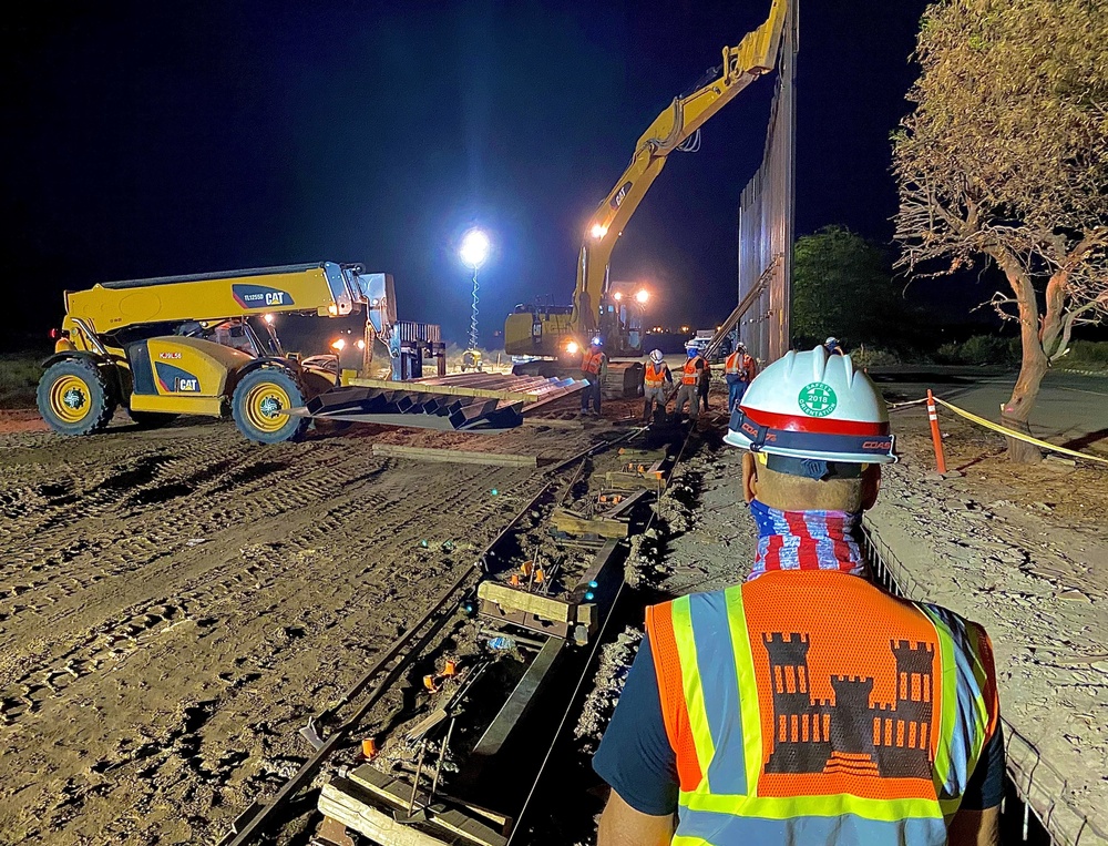 Night Construction at the Border Barrier
