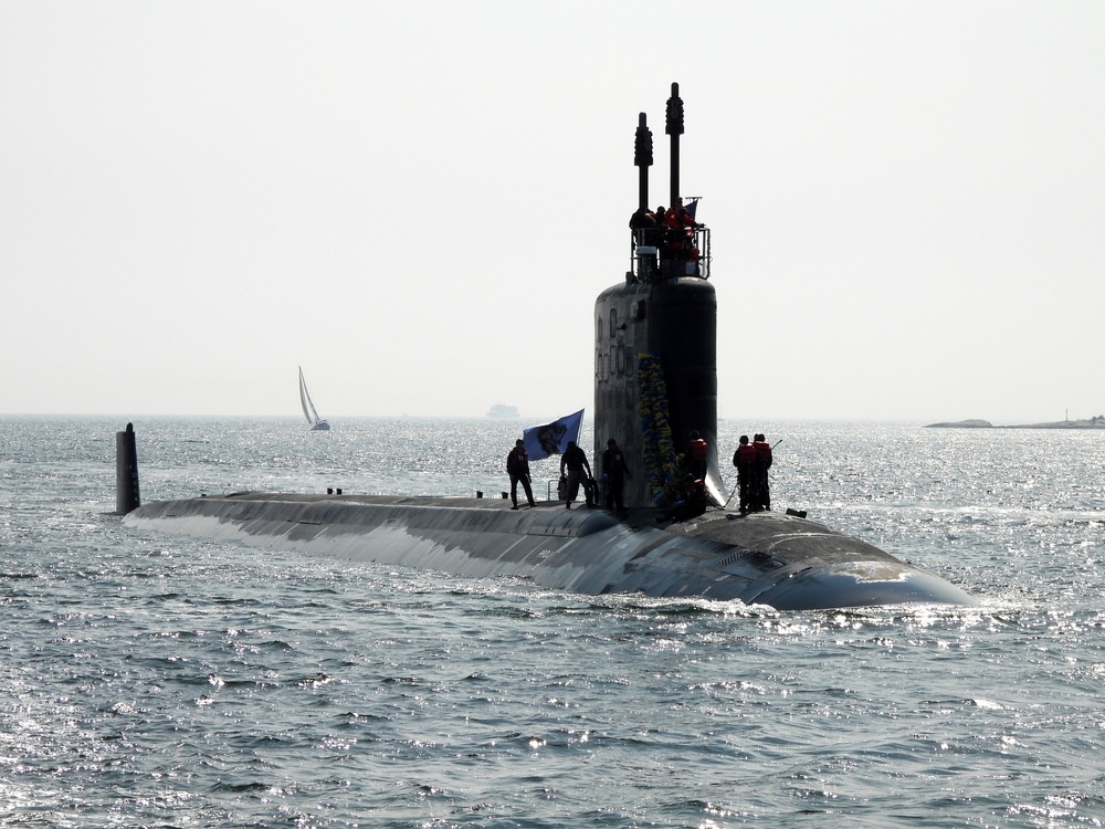 USS Indiana (SSN 789) Returns to Groton from Deployment