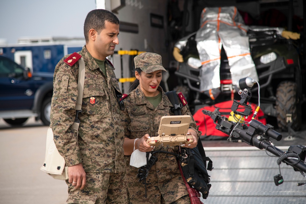 Members of the Tunisian Air Force visit the 153rd Airlift Wing