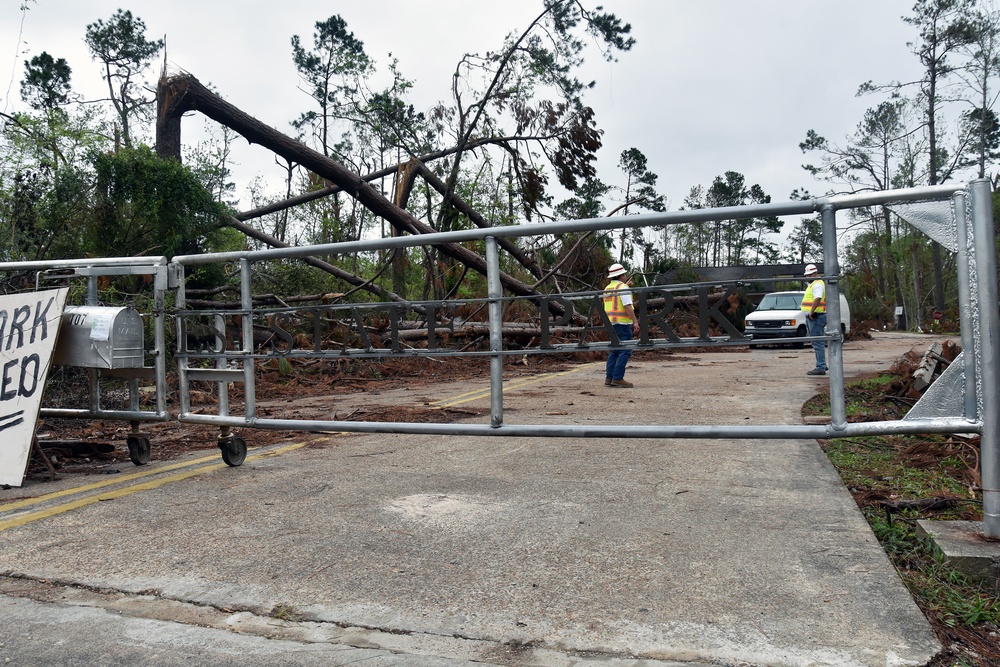 Corps debris experts assist state, FEMA with Hurricane Laura debris removal