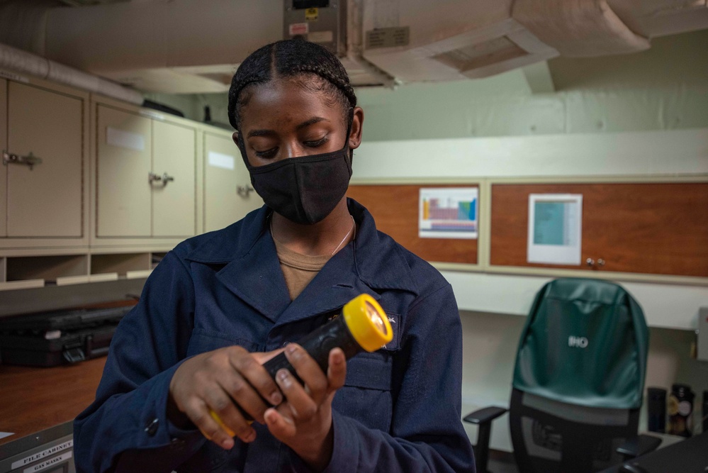 USS Ronald Reagan (CVN 76) Safety Operations