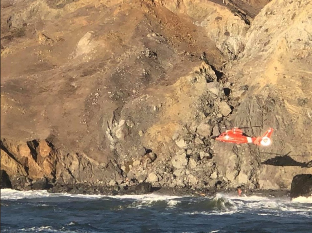Coast Guard crew rescues 2 from Bodega Bay cliffside
