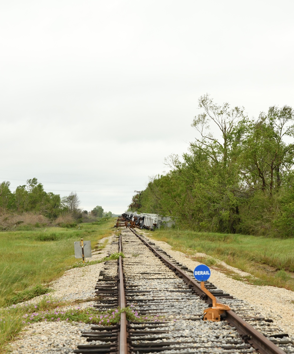 Hurricane Laura federal response and recovery