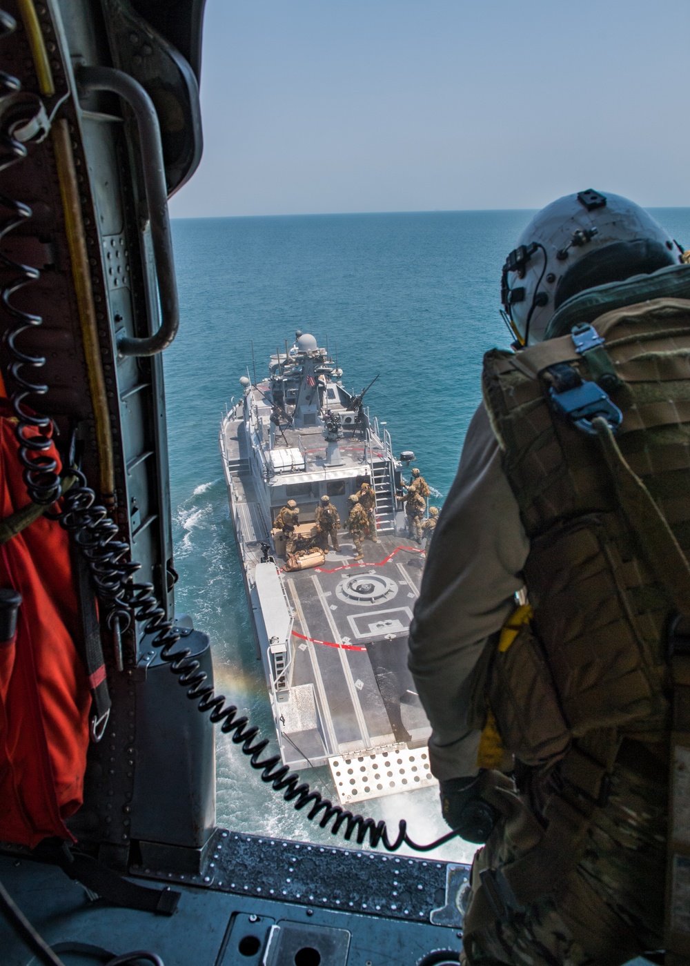 Navy EOD Conducts Hoist Training in the Arabian Gulf