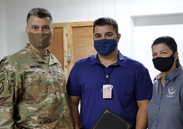 Col. Martinez Recognizes Soldiers and Airmen at Al Asad Air Base