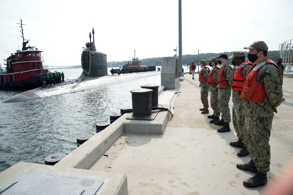 USS Indiana (SSN 789) Returns to Groton from Deployment