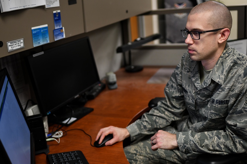 910th Communications Squadron unit profile: Behind the digital curtain